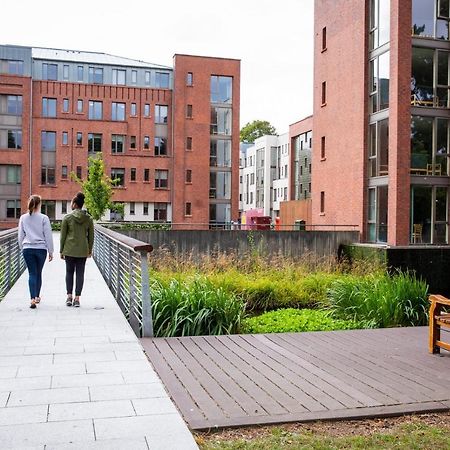 Trinity Hall - Suburban Accommodation Dublin Exterior foto